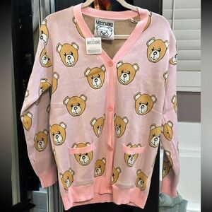 Moschino-Jacqaurd
intarsia-knit logo cardigan